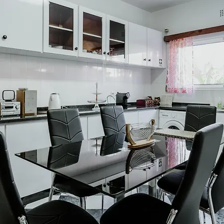 Lägenhet View Gardens I Funchal (Madeira)